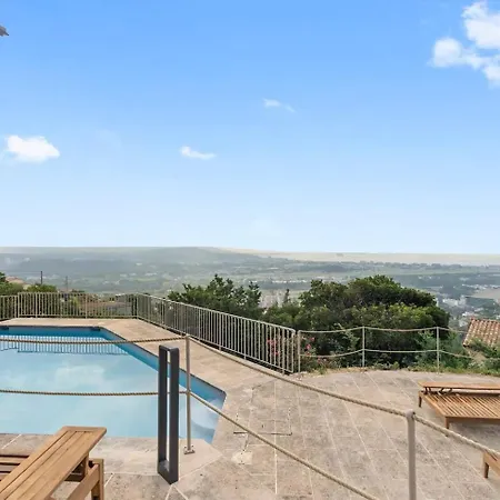 Отель Luxurious High-end With Panoramic Sea Views Over The Bay Of Cannes Мандельё-ла-Напуль